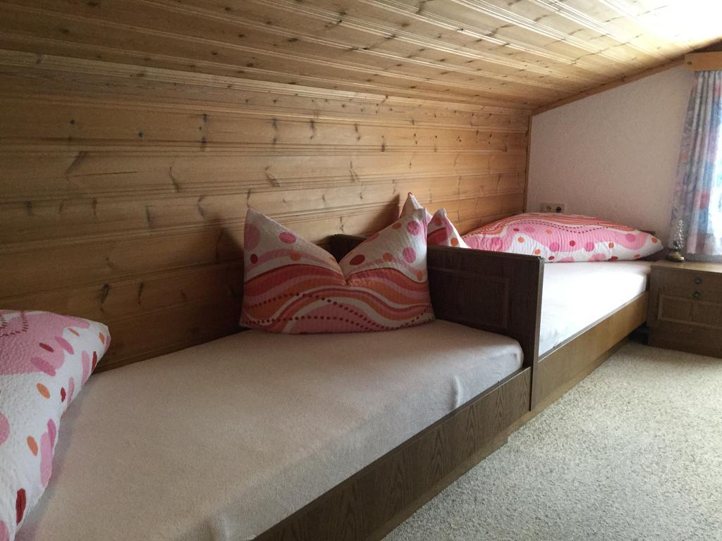 Haus Bergheimat Apartamento Kappl  Quarto foto